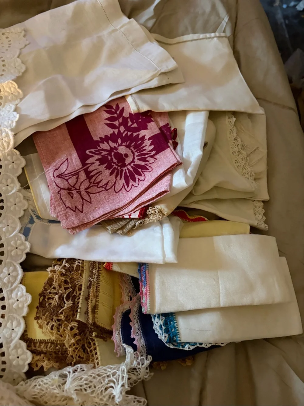 Big Ole of Vintage Linen